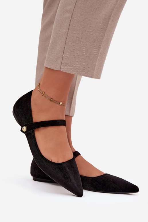 Aksamitne Ballerine con cinghie I colore doratom Detalem colore nero Gisanne