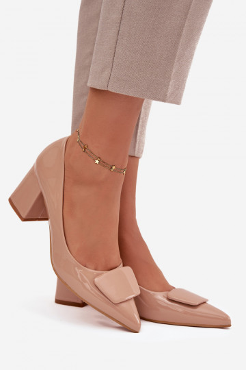 con effetto vernice Scarpe con i tacchi con ornamenti Nude Isoline 2