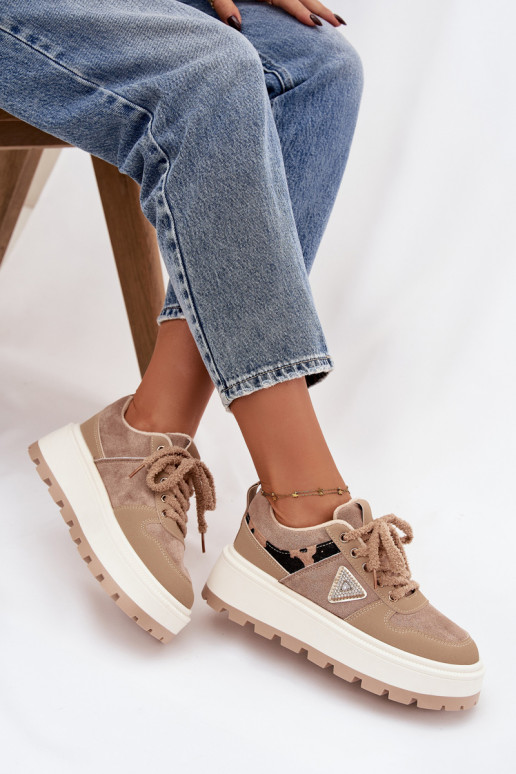 riscaldamento Scarpe modello sneakers Femminile con una piattaforma beige Florinda