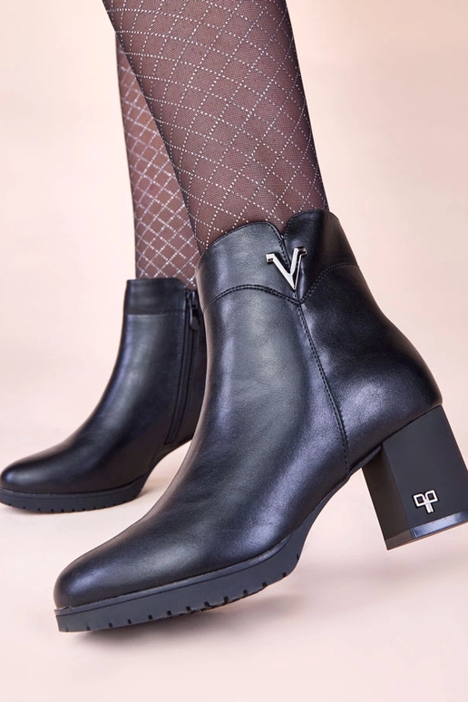 Stivaletti neri con tacco opaco Ardisa