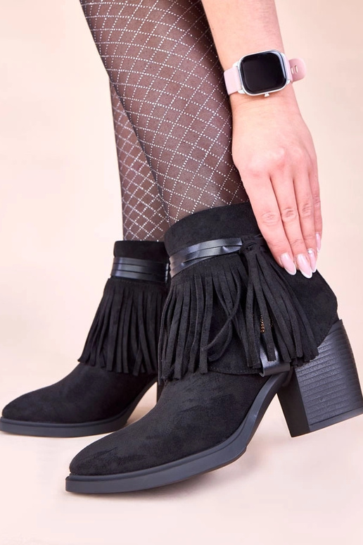 Stivaletti neri con tacco decorati...