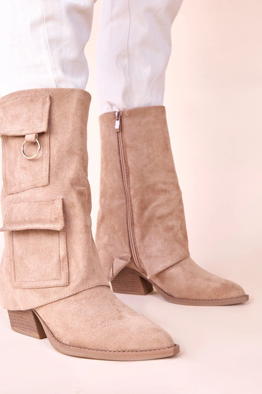 Stivaletti neri con tacco e tasche...