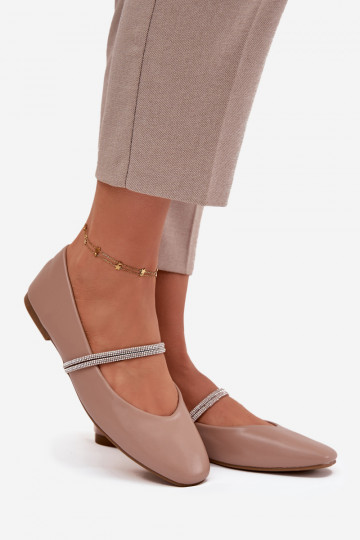 Ballerine da donna con nastri lucidi color sabbia Ilirene 2