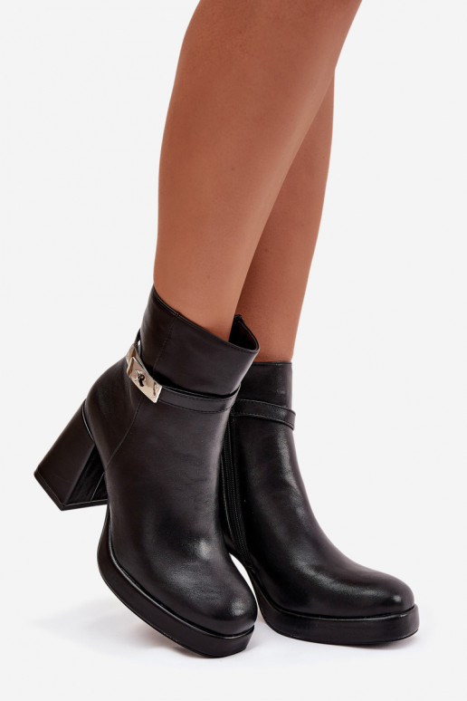 riscaldamento Stivali da donna con tacchi decorati colore nero Giordina