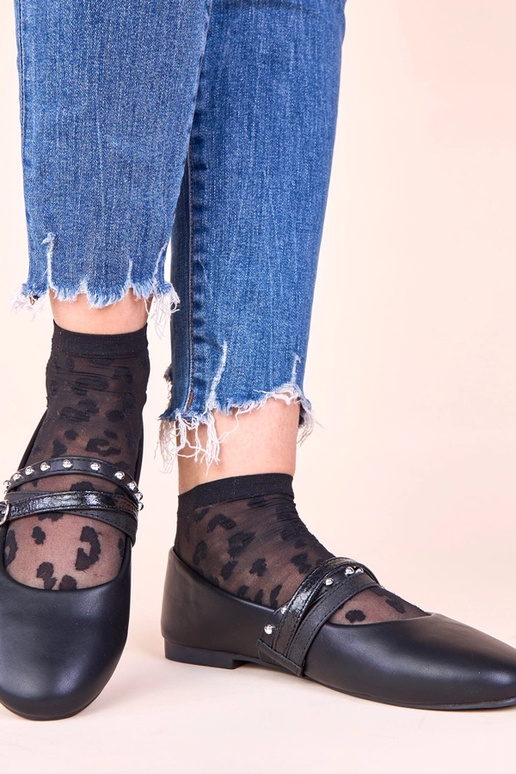 Ballerine nere con nastri decorativi...