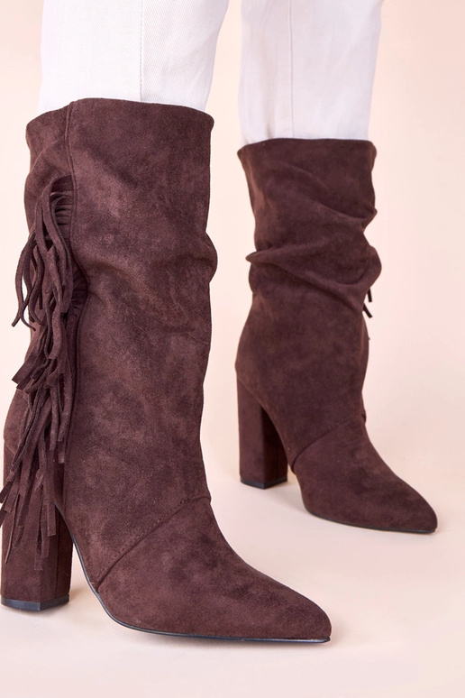 Stivaletti marroni con tacco a...