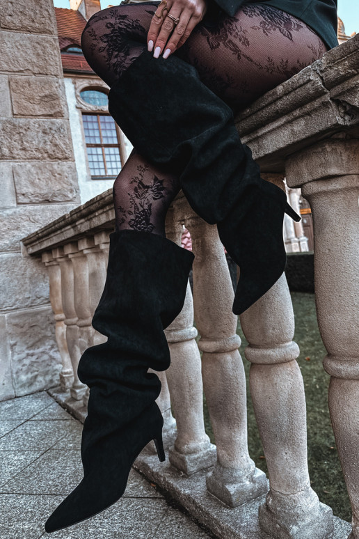 Stivali alti da donna con tacchi sottili in stile slip-on neri Taivilla