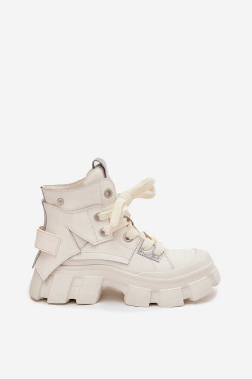 Pelle riscaldamento Stile sportivo Stivali GOE SS2N4055 Colore bianco