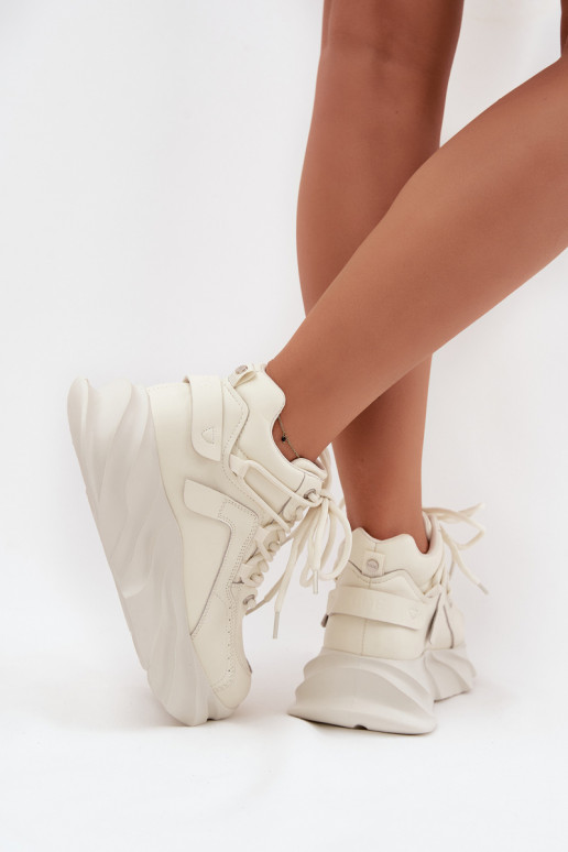 Scarpe modello sneakers Femminile pelle naturale GOE SS2N4037 Zgaszona Biel