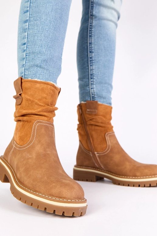 Stivaletti marroni caldi con gambale...