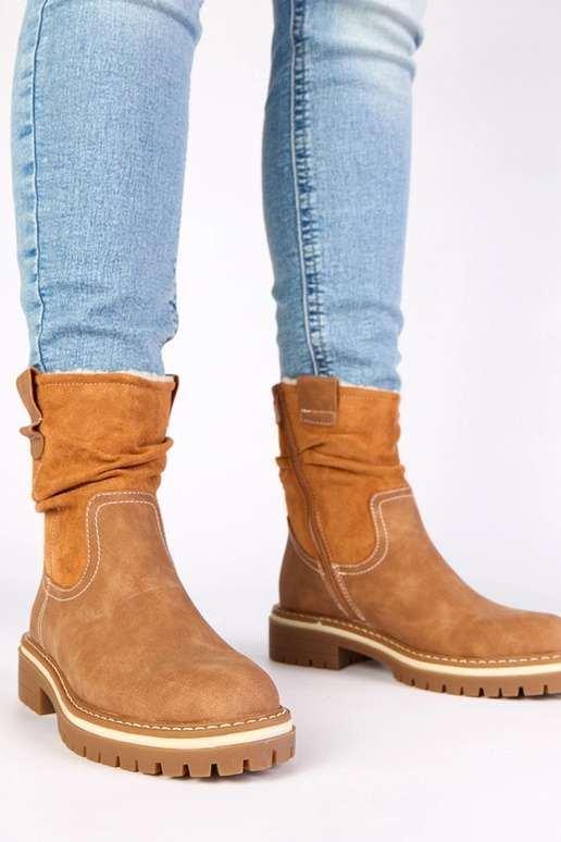 Stivaletti marroni caldi con gambale...