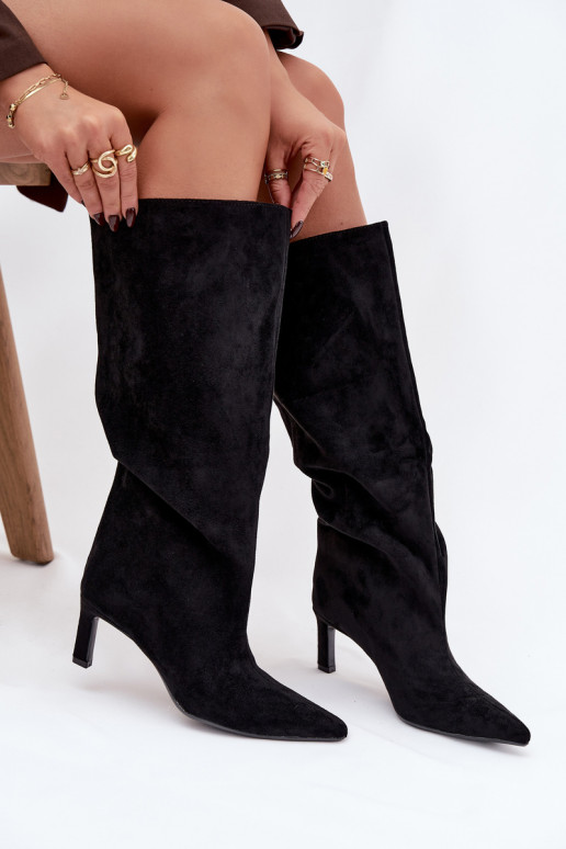 stivali da donnain ecopelle scamosciatau Un modello convincente con tacchi sottili colore nero Phelin