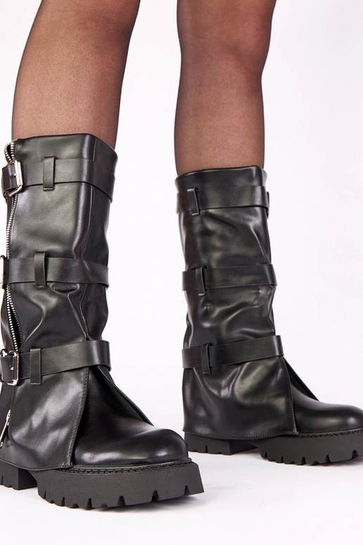 Stivali neri con piattaforma e...