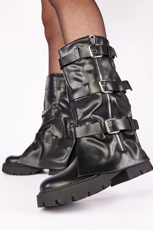 Stivali neri con piattaforma e...