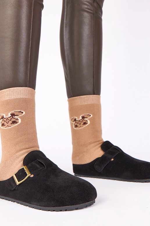 Stivali neri con fibbia decorativa...