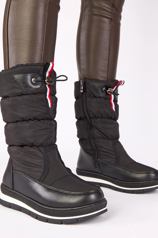 Stivali da neve neri con tacco basso...