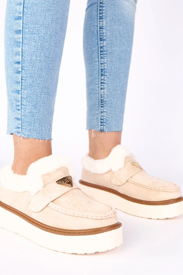 Mocassini color sabbia...