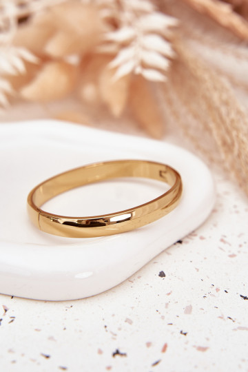 Un braccialetto dall acciaio inossidabile colore dorato 2