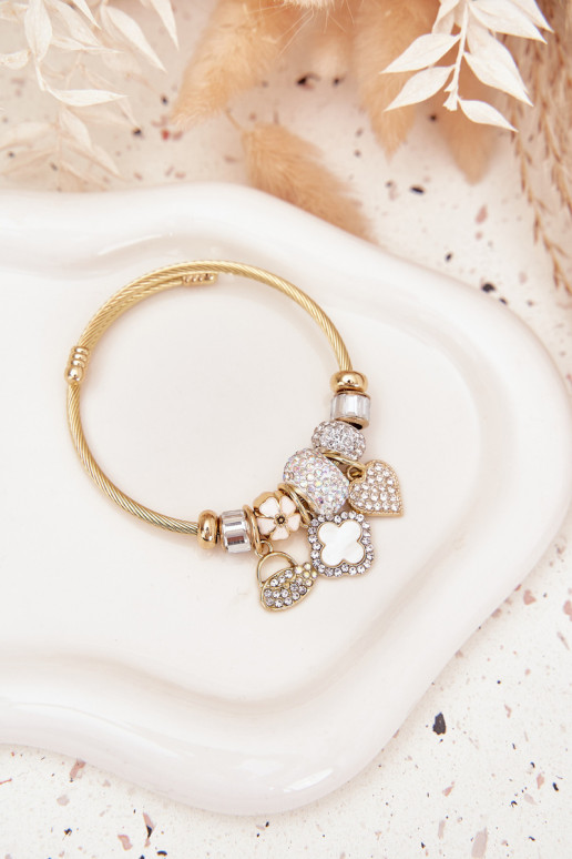 Un braccialetto z ZaAieszkami Charms colore dorato