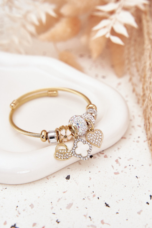 Un braccialetto z ZaAieszkami Charms colore dorato