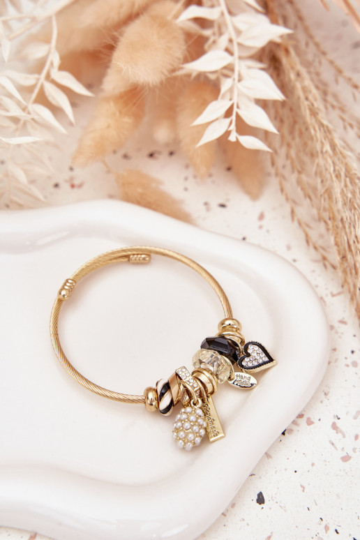 Un braccialetto z ZaAieszkami Charms colore dorato
