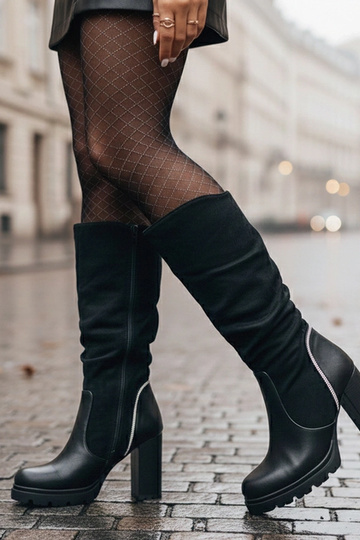 Scarpe color sabbia su... 2