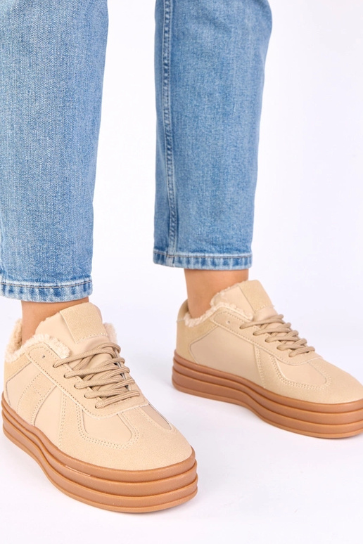 Scarpe sportive color sabbia foderate...