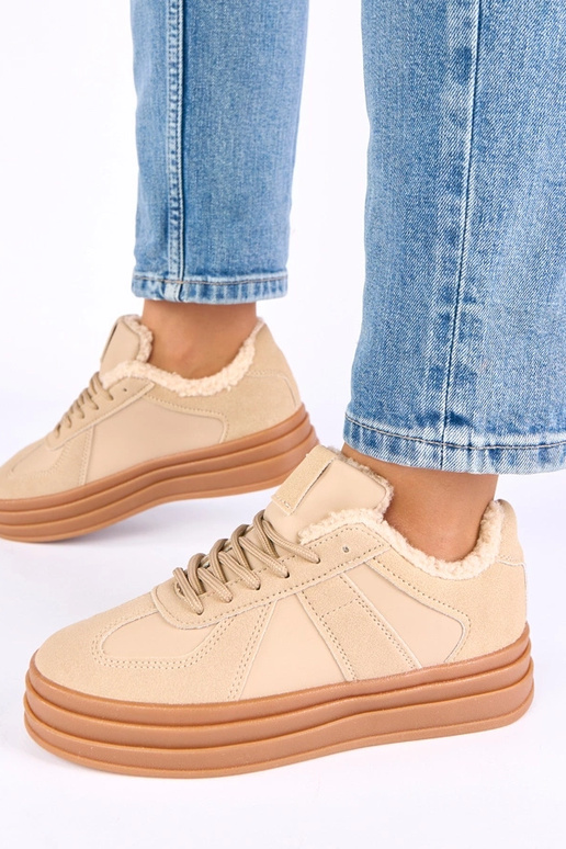 Scarpe sportive color sabbia foderate...