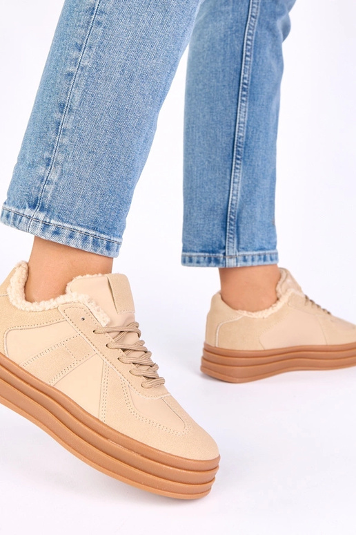 Scarpe sportive color sabbia foderate...