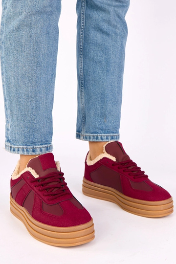 Scarpe sportive color...