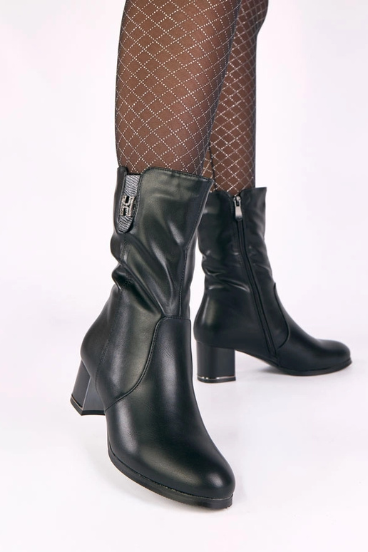 Stivaletti neri foderati con tacco e...