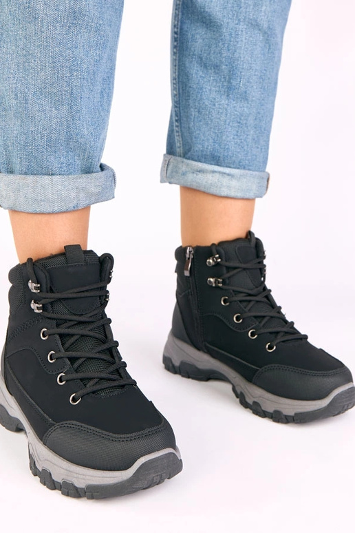 Stivali neri con plateau Briana