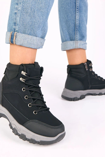 Stivali neri con plateau... 2