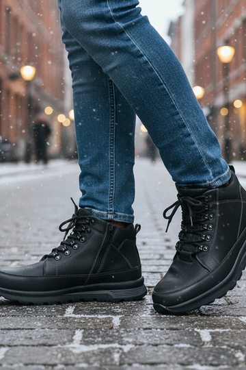 Stivali neri da uomo... 2