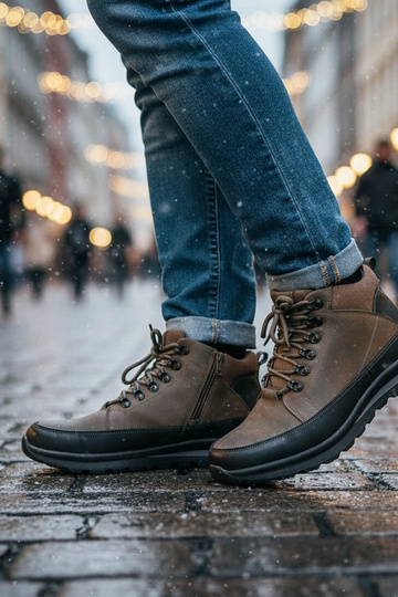 Stivali grigi da uomo...