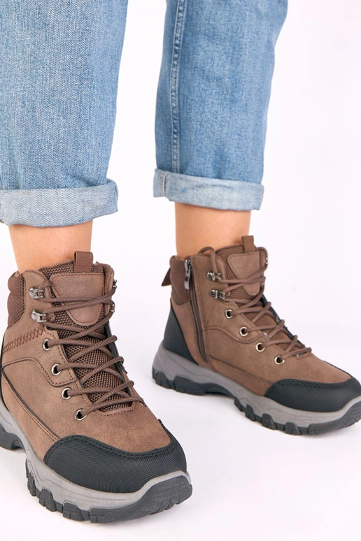 Stivali marroni con plateau Briana