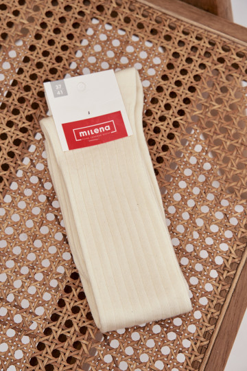 Calze lunghe in lana merino color avorio 2