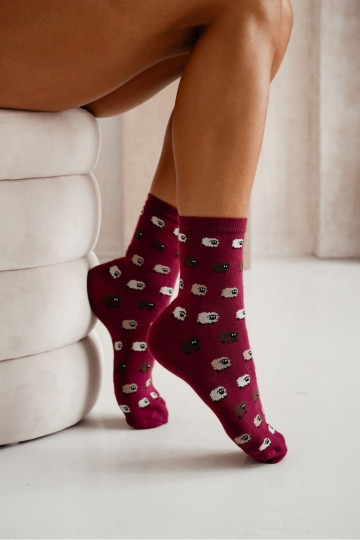 Calze da donna con pecore color bordeaux