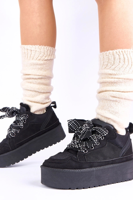 Scarpe casual nere con zeppa e lacci...