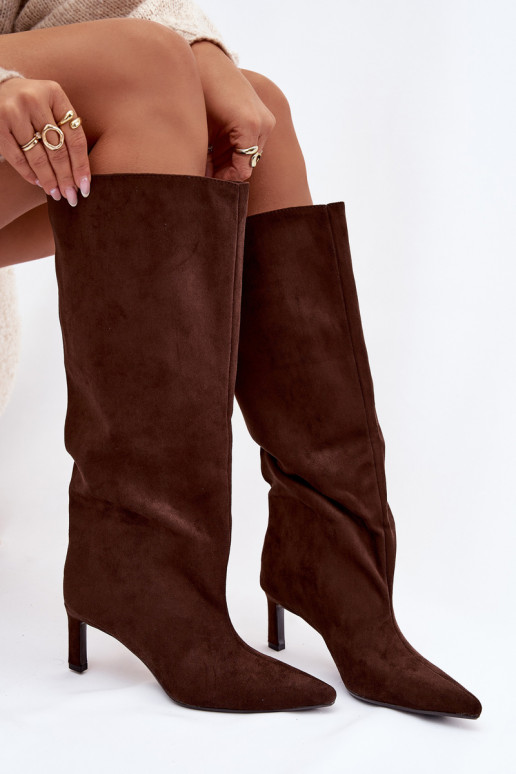 Stivali alti da donna in suede sintetico, modello slip-on con tacchi sottili, colore cioccolato Phelin