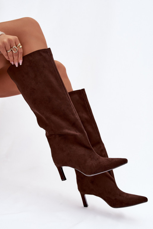 Stivali alti da donna in suede sintetico, modello slip-on con tacchi sottili, colore cioccolato Phelin