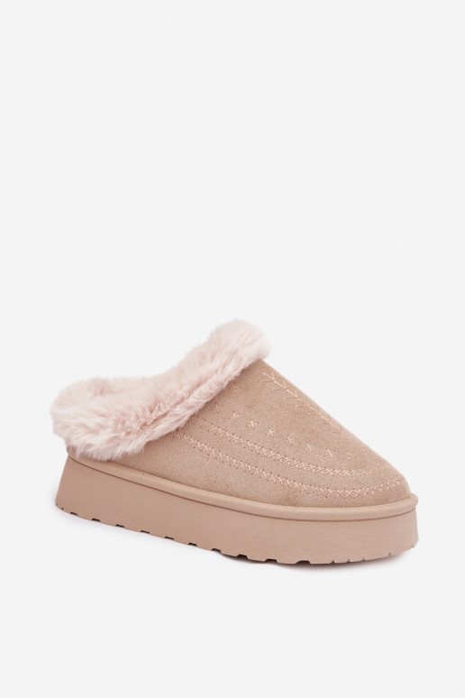 Stivali da neve Femminile con una piattaforma con una pelliccia I Przeszyciami colore avorio Arelina