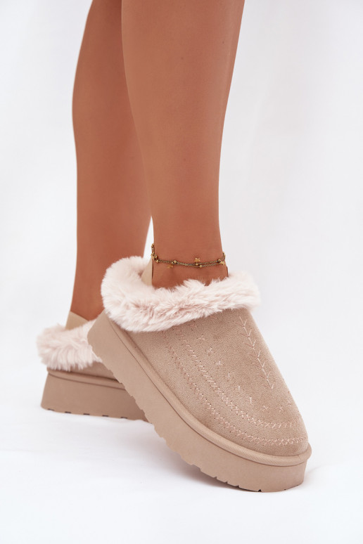 Stivali da neve Femminile con una piattaforma con una pelliccia I Przeszyciami colore avorio Arelina