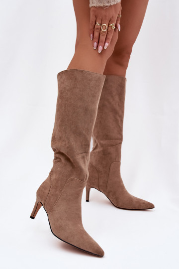 Stivali alti color sabbia da donna con imbottitura e tacchi sottili in suede sintetico Arelisse 2