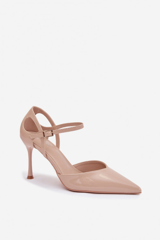 con effetto vernice scarpe col tacco alto con cinghie beige Tarilin