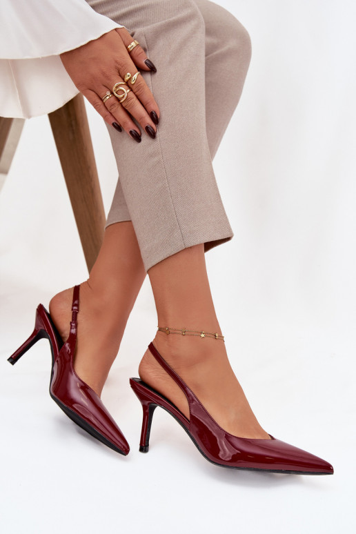 Scarpe Phelia color bordeaux con tacco sottile e effetto lacca