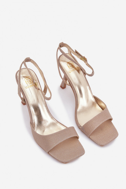 Sandali con tacco sottile e luccichio, colore oro Brisora