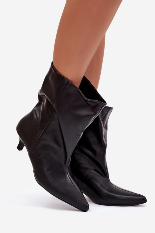 Stivaletti neri da donna slip-on con tacco basso e gambale ampio Jessalia