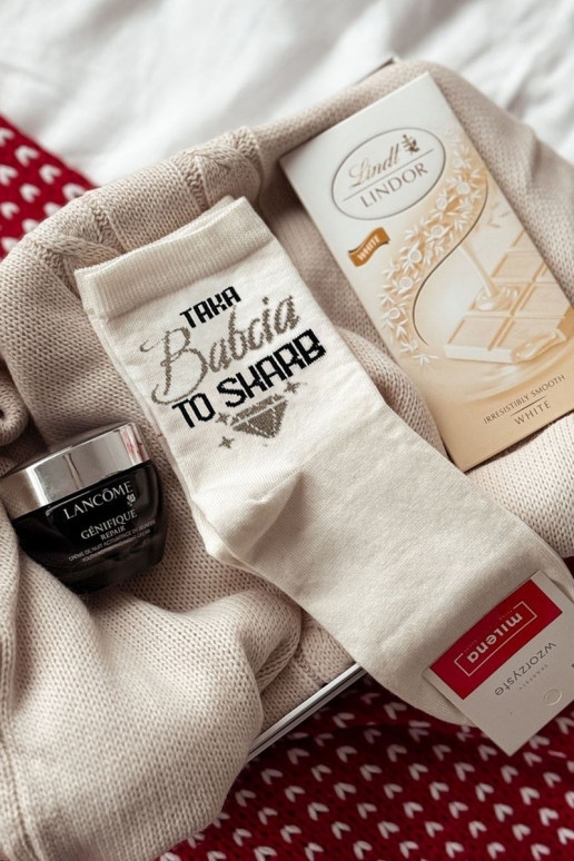 Calzini Femminile con una nota Taka Babcia To Skarb colore avorio