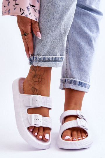 Ciabatte da donna con schiuma con strisce Colore bianco Sharmen 2